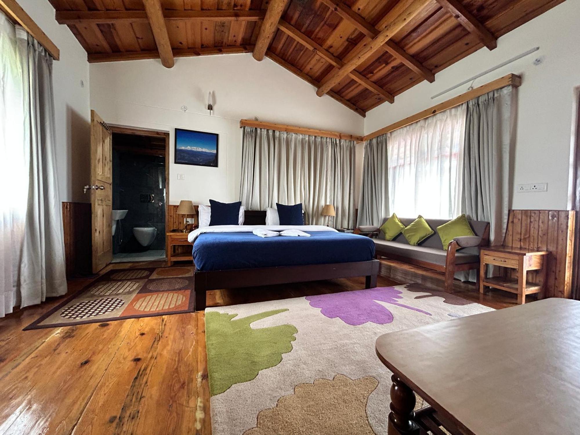 Kasar Himalaya Holiday Resort, Binsar Rd Almora Exterior photo