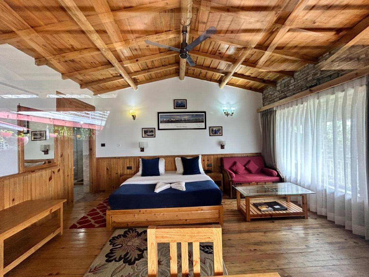 Kasar Himalaya Holiday Resort, Binsar Rd Almora Exterior photo