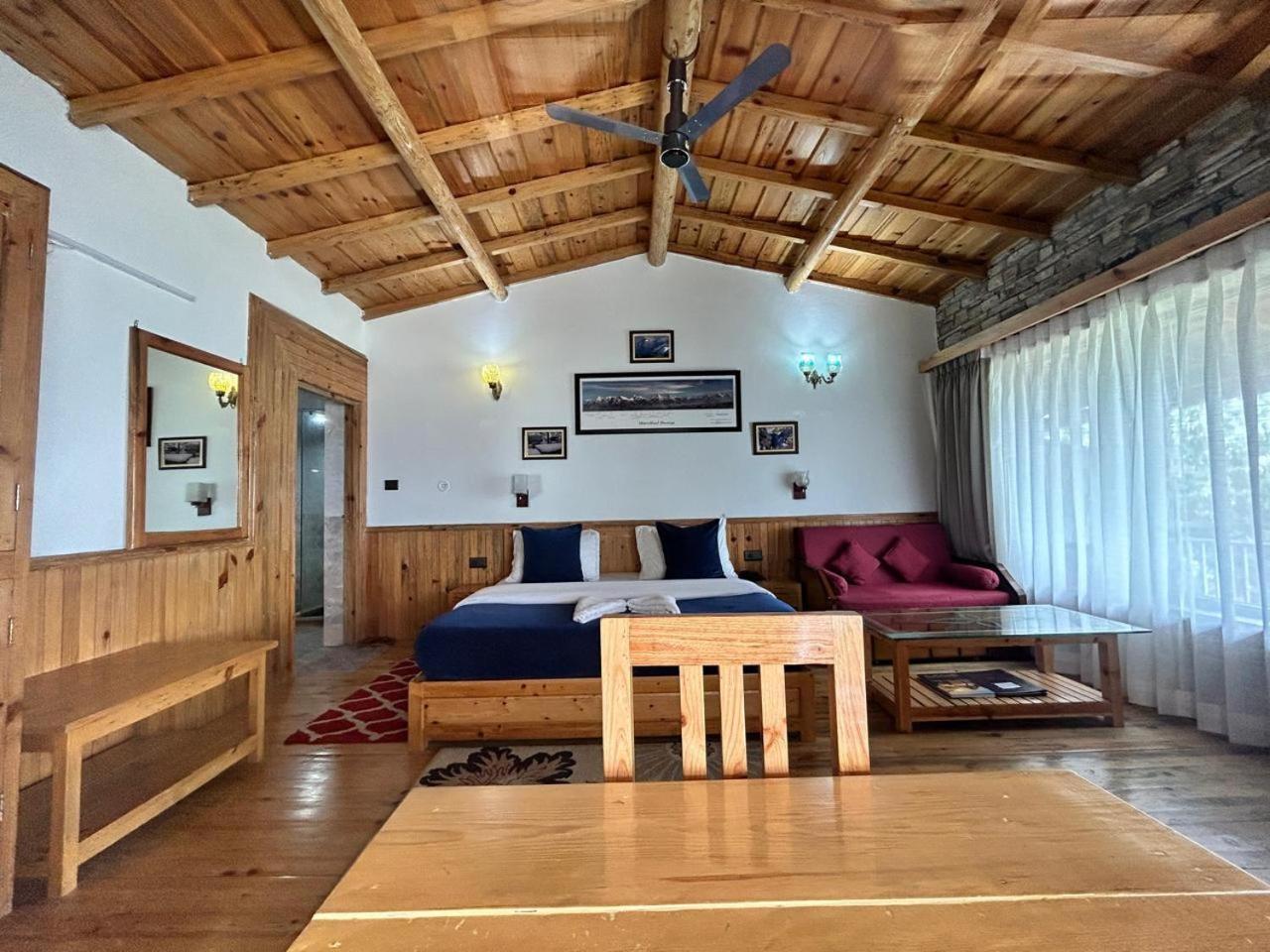 Kasar Himalaya Holiday Resort, Binsar Rd Almora Exterior photo